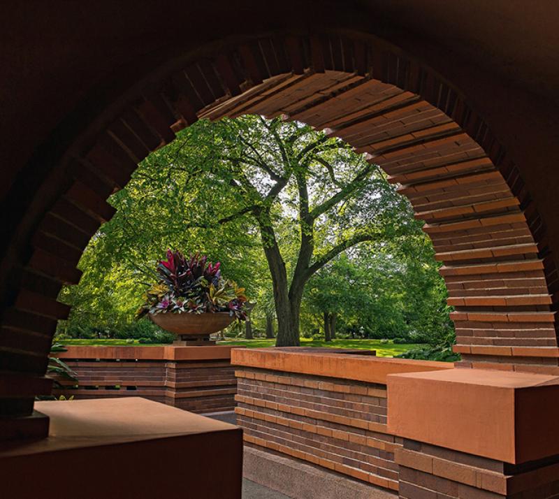 Heurtley House archway